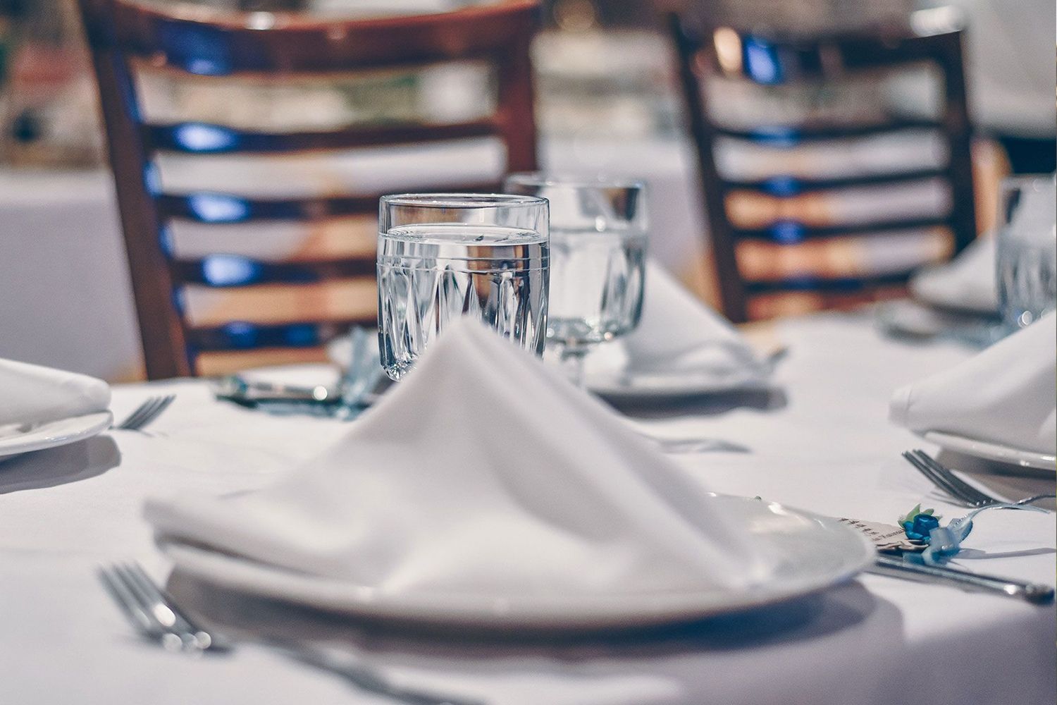 ホテルやレストランで「最高のサービス」を受けるための３つの作法