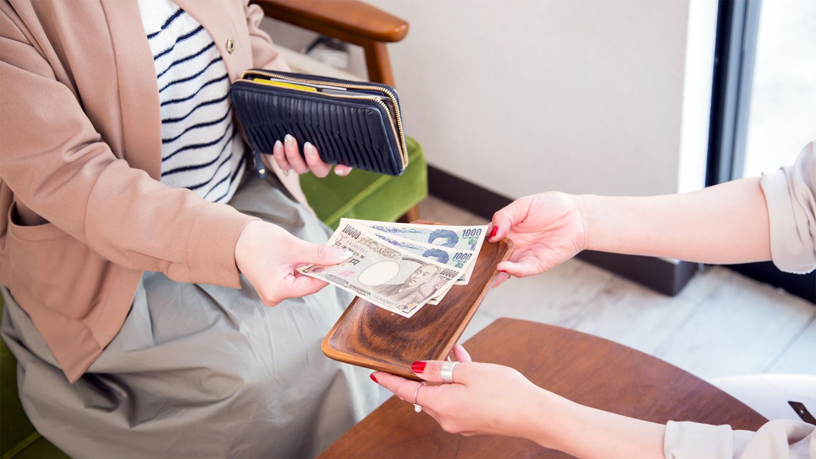 大人のマナーを身につけよう!ステキな女性がしているお会計のおもてなし