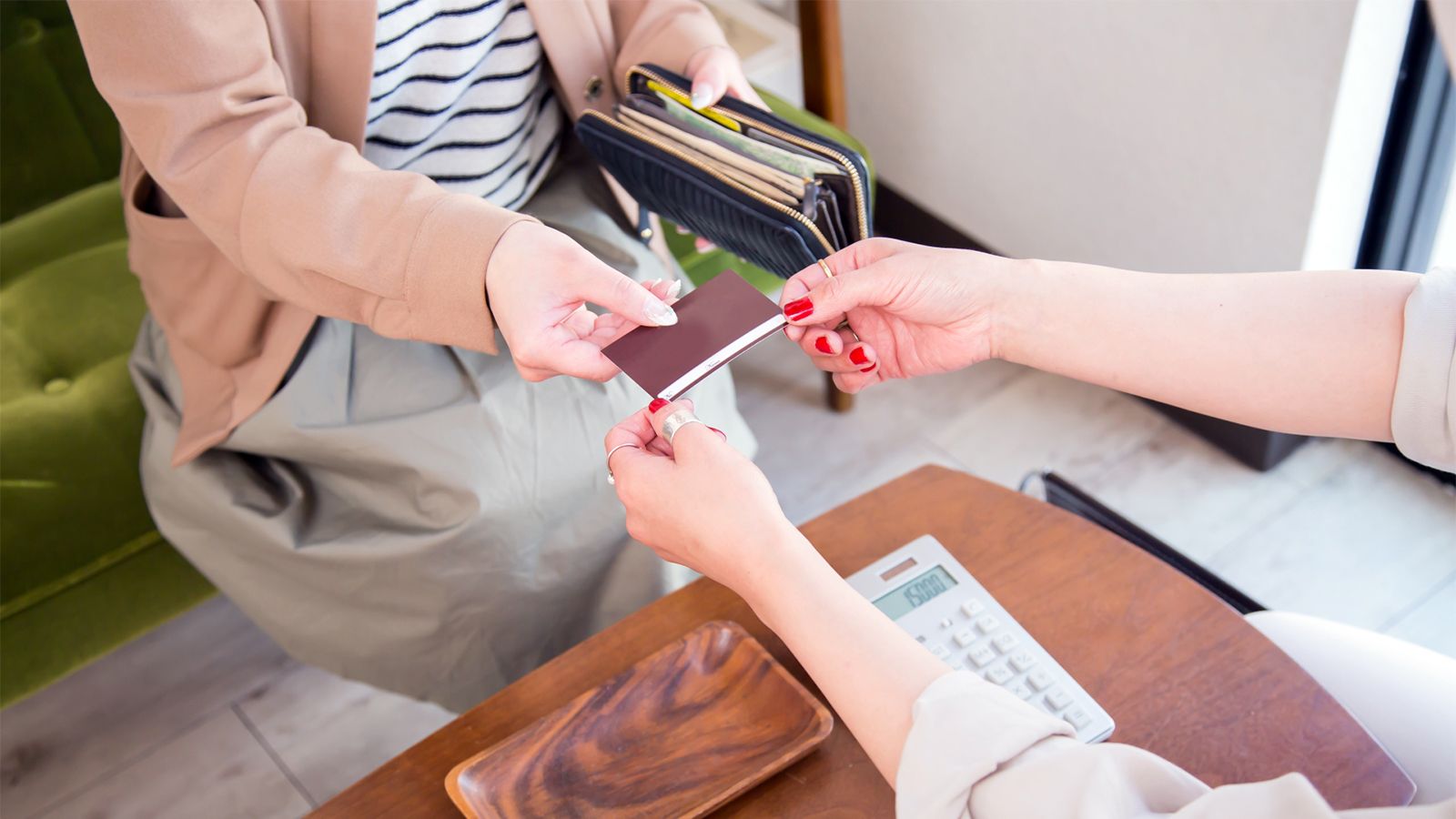 大人のマナーを身につけよう!ステキな女性がしているお会計のおもてなし