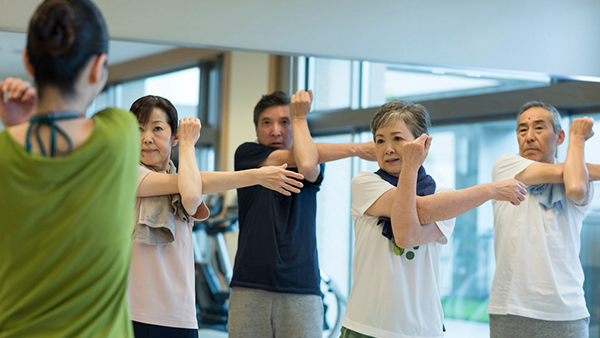 超高齢社会の日本、老年看護学「ありがとう」高齢者の笑顔を創る